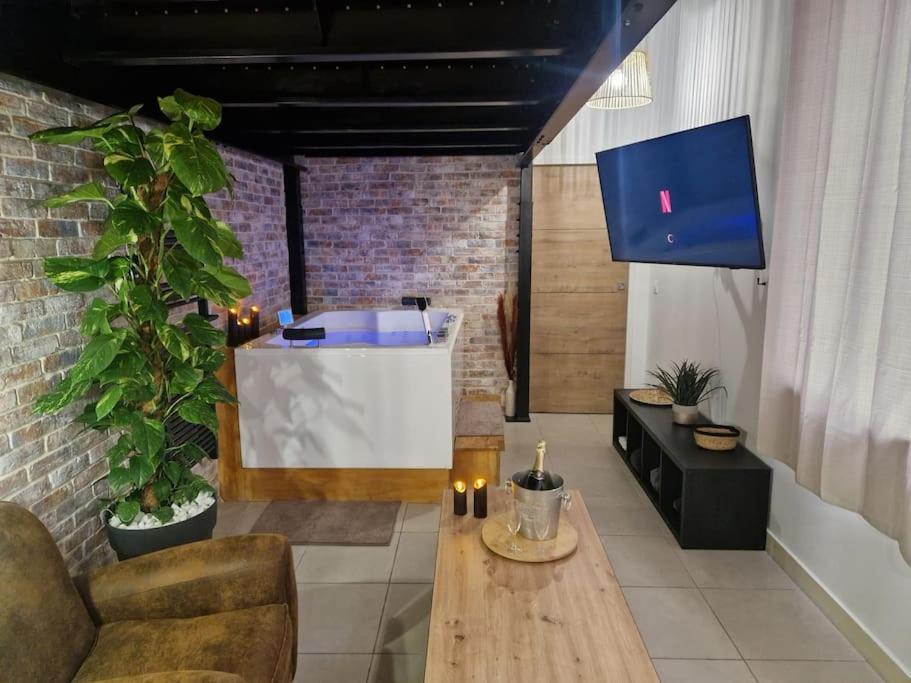 Au Spa De Llea Suite Retro Авіньйон Екстер'єр фото